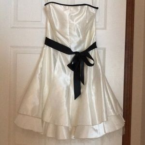 Jessica McClintock Black and White Dress